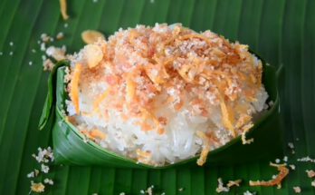 ข้าวเหนียวหน้าปลาแห้ง