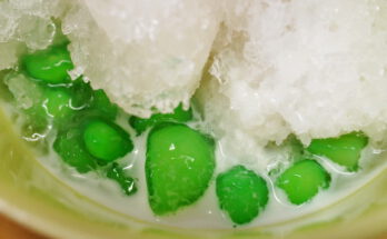 มรกตกรอบ